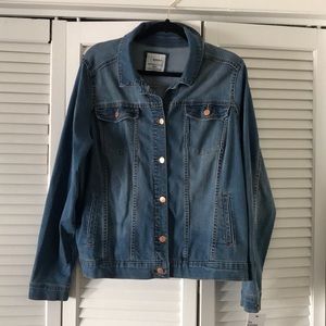 Kohl’s Jean jacket. Medium wash
